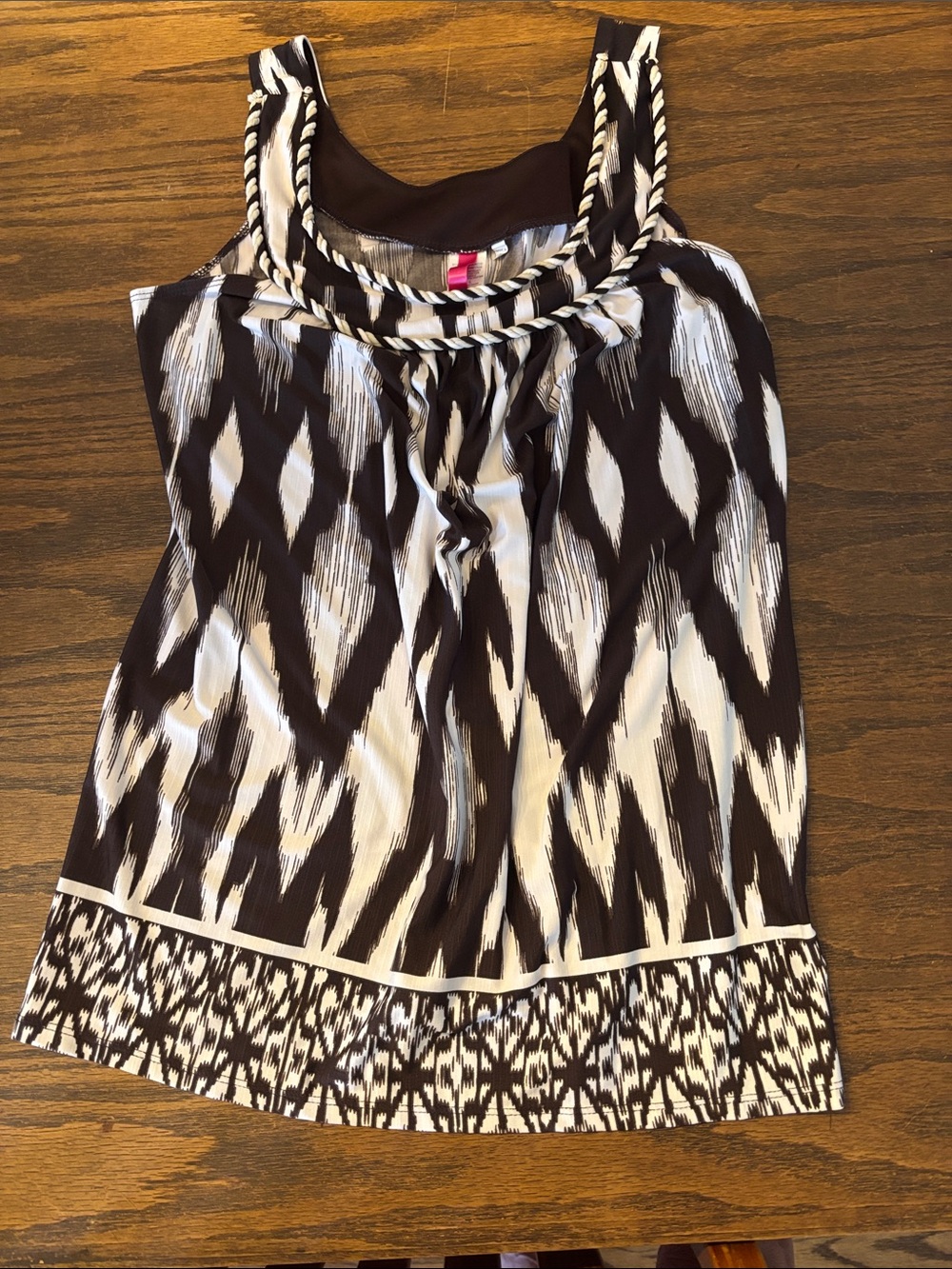 HeartSoul Sleeveless Black and White Patterned Tank Top